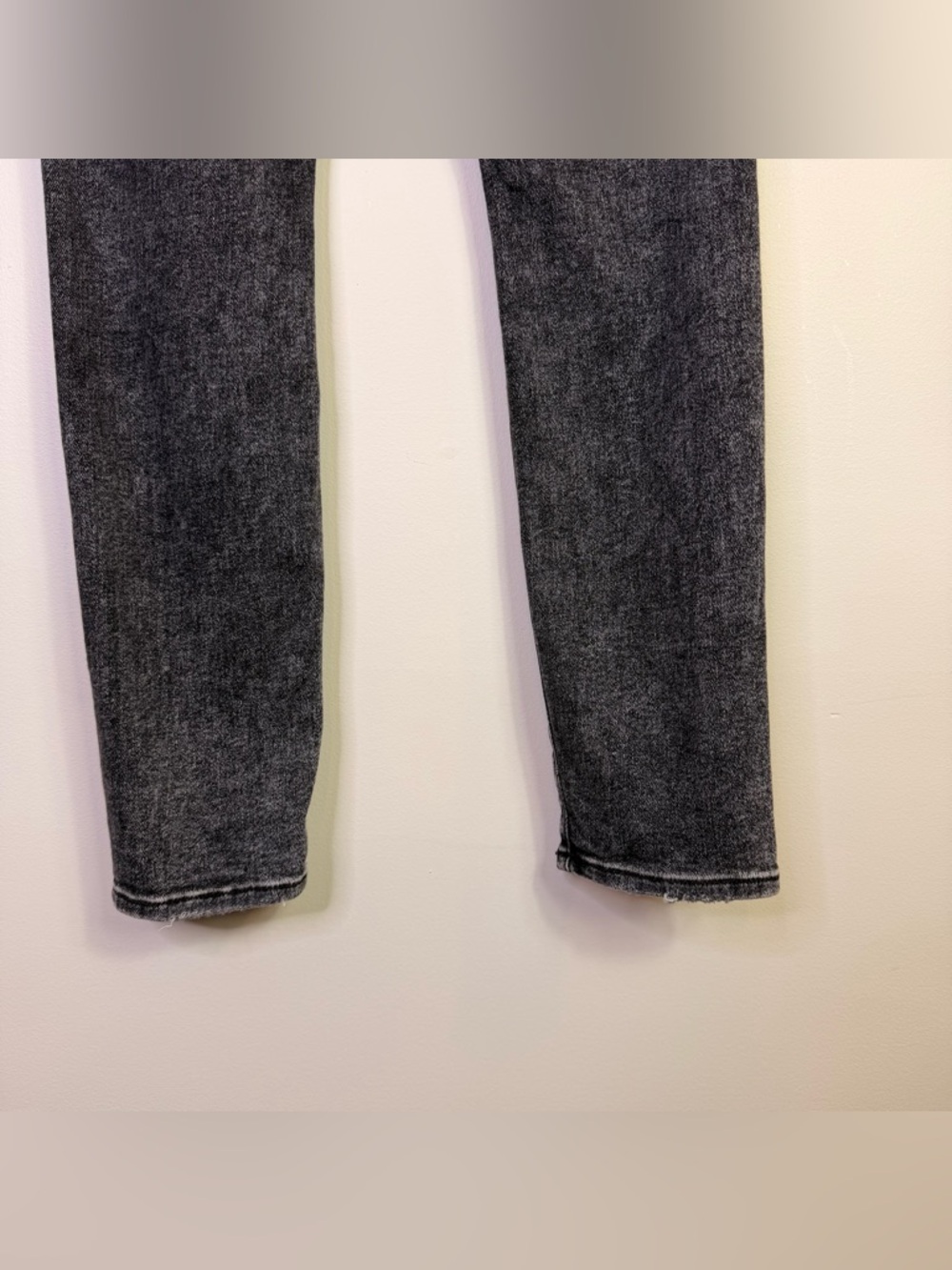 MOTHER The Stunner High Rise Skinny Jeans 29 Charcoal “Train Stops” Denim - Picture 8 of 13